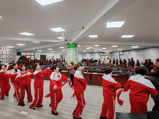 银龄有光，心声有响——云山社区以“文化润心”织就幸福晚年生活图景